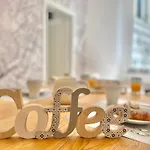 Happy Family Apartments Orefici